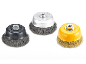Knotted Cup Brush